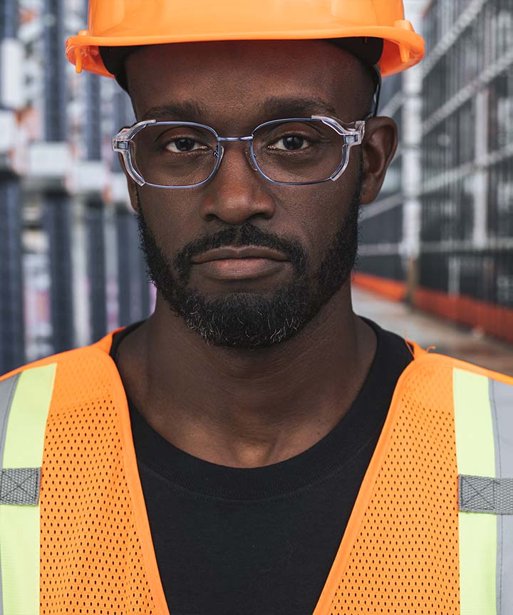 Man front profile wearing security frames